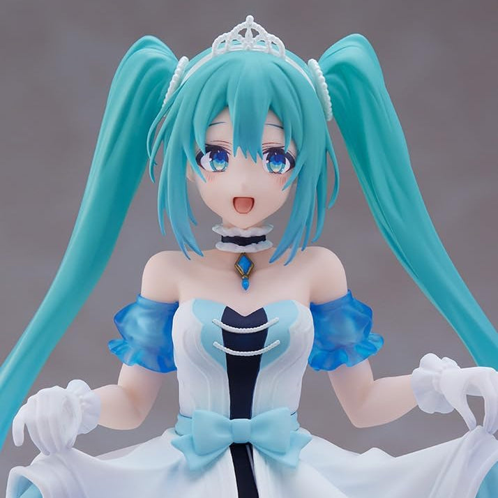 Hatsune Miku – Wonderland Figure (Cinderella Ver.) – Taito